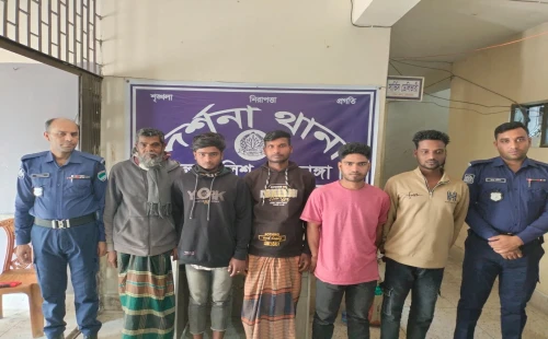 দর্শনায় ওয়ারেন্টভুক্ত আসামি নারীসহ ছয়জন গ্রেপ্তার