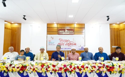 চুয়াডাঙ্গায় জেলা প্রশাসনের উদ্যোগে ইফতার ও দোয়া মাহফিলে ডিসি