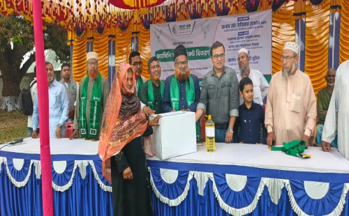 দোস্ত এইডের উদ্যোগে ইফতার ও খাদ্যসামগ্রী বিতরণ