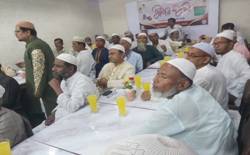 আলমডাঙ্গা পাইলট স্কুলের ৮০ দশকের বন্ধু সমিতির ইফতার