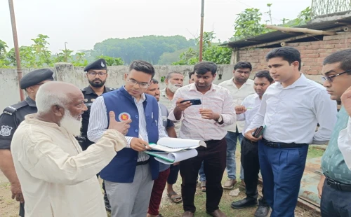 ঝিনাইদহে বিক্রি বন্ধ ফিলিং স্টেশনে মিলল শত শত লিটার তেল