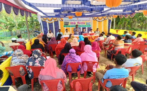 উথলীতে ট্রাইকো কম্পোস্ট তৈরিতে মাঠ দিবস