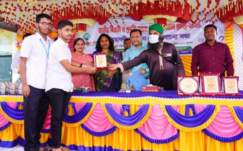 আলমডাঙ্গায় মতবিনিময় সভায় নবাগত জেলা প্রশাসক লুৎফুন নাহার
