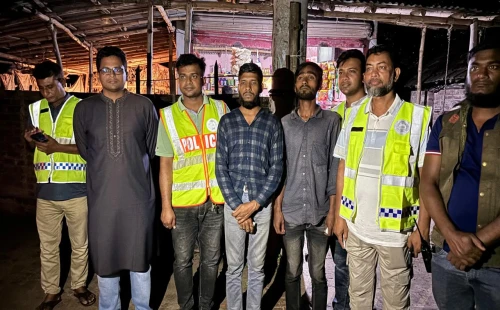 চুয়াডাঙ্গা শহরতলীর বিভিন্ন স্থানে মাদক বিরোধী অভিযান