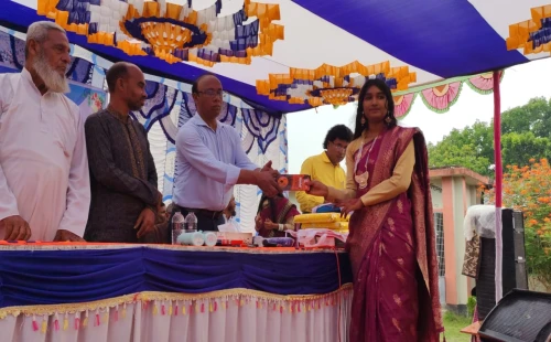 দামুড়হুদার মোক্তারপুর মাধ্যমিক বালিকা বিদ্যালয়ে এসএসসি পরীক্ষার্থীদের বিদায়