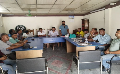 দর্শনা প্রেসক্লাবে মাদক সেবীদের হামলার অভিযোগ