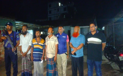 সরোজগঞ্জের যাদবপুরে ভ্রাম্যমাণ আদালতের অভিযান