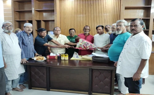 অধ্যাপক শেখ সেলিমকে বিদায় সংবর্ধনা
