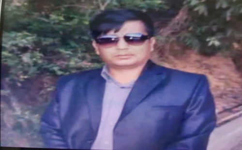 শাহপুর পুলিশ ক্যাম্প ইনচার্জ জিয়াউর রহমান অনুমতি ছাড়াই