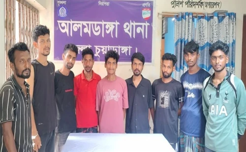 আলমডাঙ্গায় পুলিশের অভিযানে গ্রেপ্তার ১২