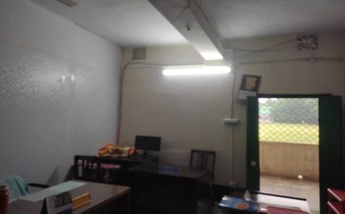 অধ্যক্ষের হস্তক্ষেপে আলমডাঙ্গা সরকারি কলেজে ‘আয়না ঘর’ বিতর্কের অবসান