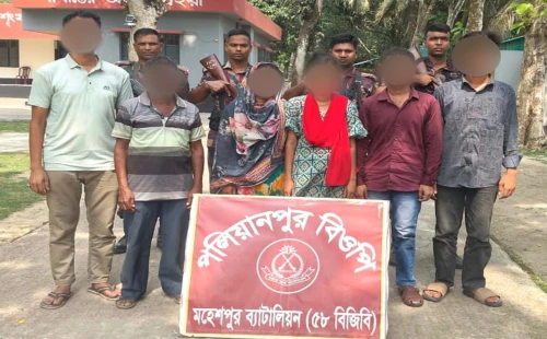 ভারতে প্রবেশকালে মহেশপুরে সীমান্তে ৮ বাংলাদেশি আটক