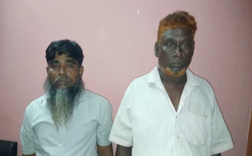 চুয়াডাঙ্গা জেলা প্রশাসকের বড় ভাই পরিচয়ে