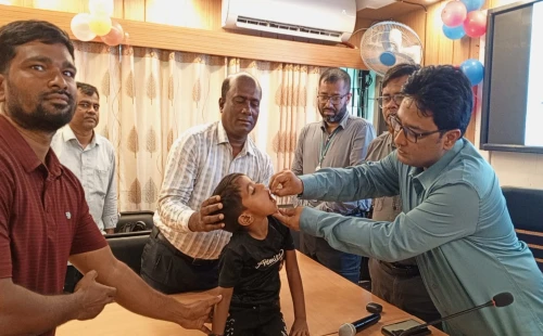 চুয়াডাঙ্গা ও আলমডাঙ্গায় জাতীয় ভিটামিন ‘এ’ প্লাস ক্যাম্পেইনের উদ্বোধন