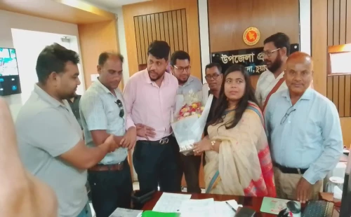 দামুড়হুদায় নবাগত ইউএনওর সঙ্গে সাংবাদিকদের মতবিনিময় সভা