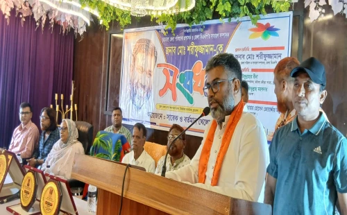 চুয়াডাঙ্গার সাবেক-বর্তমান খেলোয়াড়দের সংবর্ধনায় জেলা পরিষদ প্রশাসক শরীফুজ্জামান