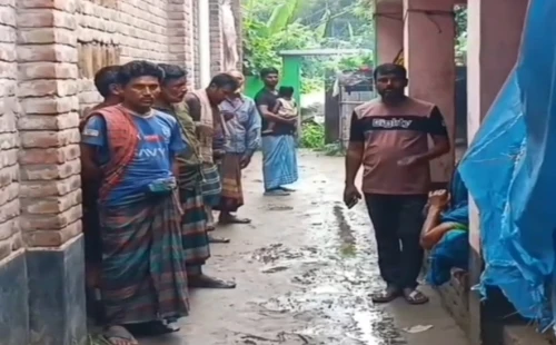 আলমডাঙ্গার শেখপাড়ায় অস্ত্রের মুখে জিম্মি করে গরু বিক্রির টাকা লুট, থানায় অভিযোগ