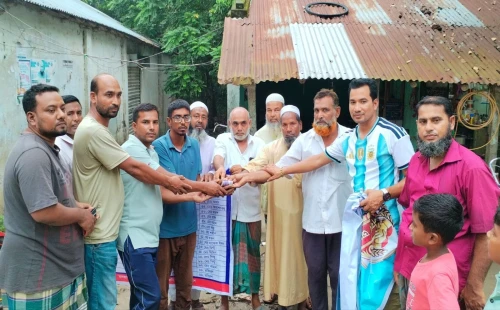 দৃষ্টিশক্তি বাঁচাতে টিপুর পাশে দাঁড়ালেন প্রবাসী-স্থানীয় যুবকেরা