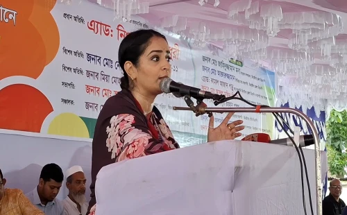 ঝিনাইদহে অনুষ্ঠানে বিএনপির নির্বাহী কমিটির সদস্য অ্যাড. নিপুন রায় চৌধুরী