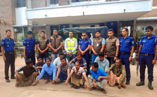 ঝিনাইদহে দস্যুতা চক্রের ১০ সদস্য গ্রেপ্তার