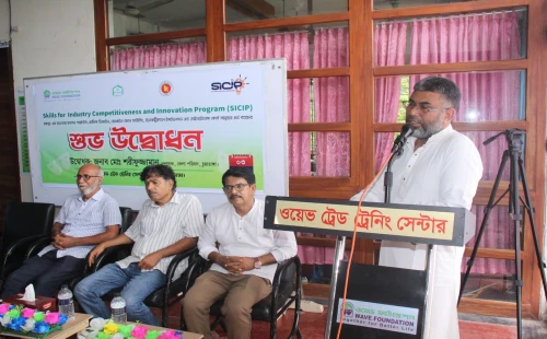 দর্শনায় যুব-যুবতীদের কারিগরি প্রশিক্ষণের উদ্বোধনকালে শরীফুজ্জামান