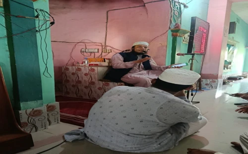 জীবননগর নিশ্চিন্তপুর মসজিদে জুমার নামাজ পড়ালেন আমির হামজা