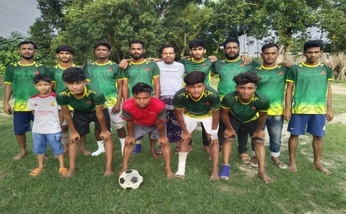 দর্শনা পরাণপুরে ফুটবল টুর্নামেন্টের ফাইনাল অনুষ্ঠিত