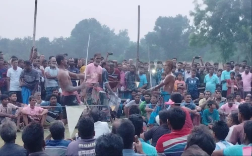 জীবননগর মাধবপুরে ৩২ দলের অংশগ্রহণে লাঠিখেলা টুর্নামেন্ট