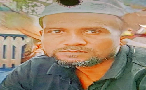 দামুড়হুদায় অপরিস্কার কাপড় ফেলা নিয়ে বিরোধ