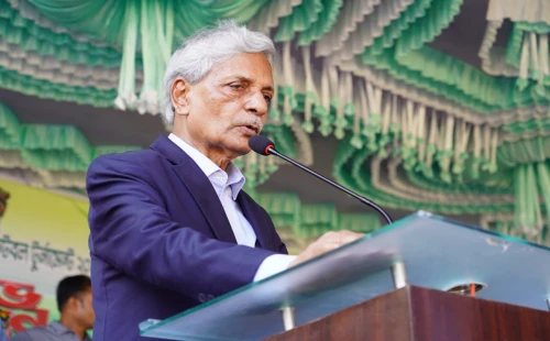 চুয়াডাঙ্গায় জেলা প্রশাসক গোল্ডকাপ ফুটবল টুর্নামেন্টের উদ্বোধনে মন্ত্রী নিতাই রায় চৌধুরী