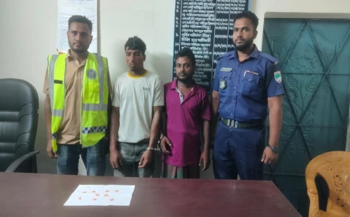সরোজগঞ্জ ৪৫ পিস ইয়াবাসহ দুই যুবক গ্রেপ্তার