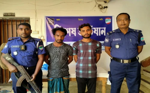 মহেশপুরে পুলিশের পৃথক অভিযানে গ্রেপ্তার ৩