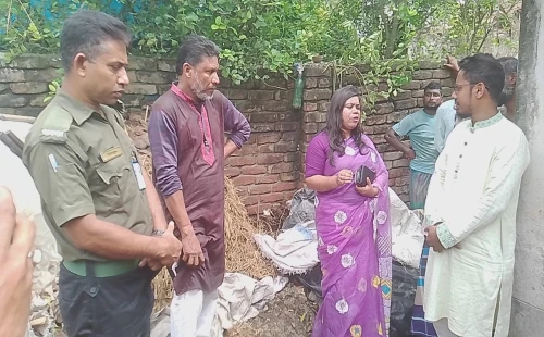 দামুড়হুদার ছোট দুধপাতিলায় আন্তঃধর্মীয় বিয়ে নিয়ে সালিশ
