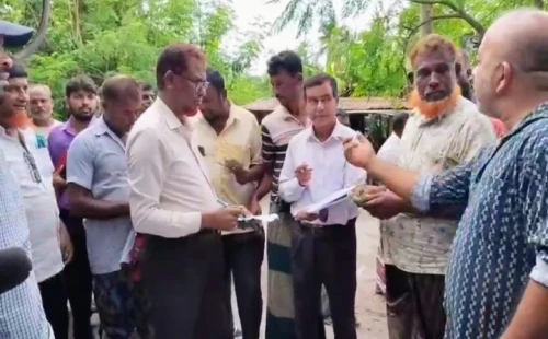 ঝিনাইদহে সার মজুতের দায়ে ডিলারকে জরিমানা