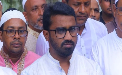 ঝিনাইদহে ‘একদিনেই উঠে যাওয়া’ সড়ক পরিদর্শনে রাশেদ খান