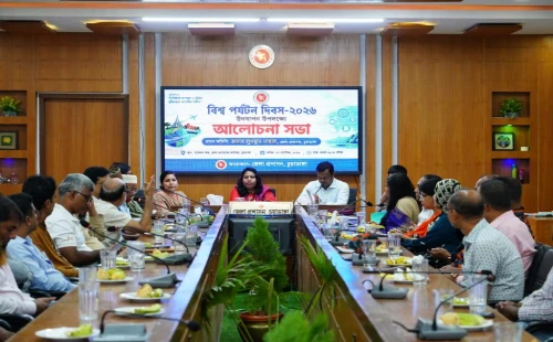 বিশ্ব পর্যটন দিবসে চুয়াডাঙ্গায় বর্ণাঢ্য র‌্যালি ও আলোচনা সভায় ডিসি লুৎফুন নাহার