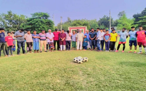 জীবননগর মাধবপুরে ফুটবল টুর্নামেন্টের উদ্বোধন