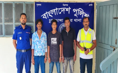 চুয়াডাঙ্গার বিভিন্ন স্থানে পুলিশের মাদক বিরোধী অভিযান
