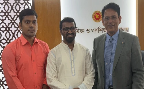 রাশেদ খাঁনের প্রচেষ্টায় নিয়োগপত্র পাচ্ছেন ভিটেহীন মিশন আচার্য