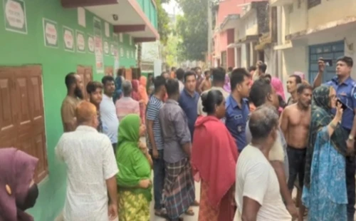 মেহেরপুরে আদালতের রায়ের পরও মাদ্রাসায় জমি নিয়ে বিরোধ