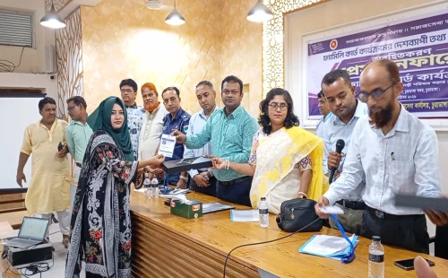 চুয়াডাঙ্গায় ফ্যামিলি কার্ডের আওতায় আসছে ৩ লাখ ৪৭ হাজার ৯৭৫ পরিবার
