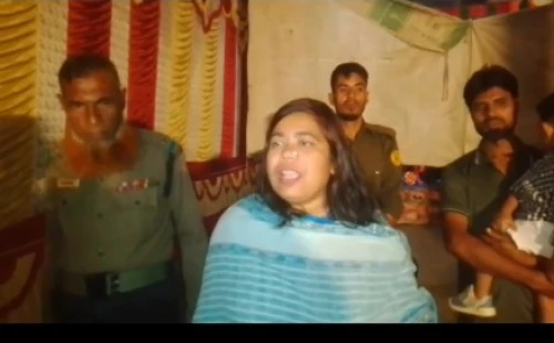 দামুড়হুদায় দুর্গাপূজার প্রস্তুতি সম্পন্ন, পূজামণ্ডপ পরিদর্শন করলেন ইউএনও