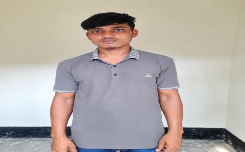 সরোজগঞ্জে পরোয়ানাভুক্ত আসামি গ্রেপ্তার