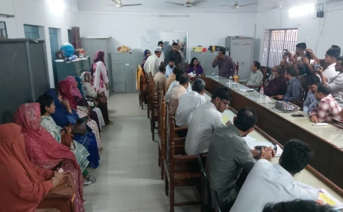 চুয়াডাঙ্গা সরকারি বালিকা উচ্চ বিদ্যালয়ে ১৫০০ টাকায় প্রশ্নফাঁসের অভিযোগ