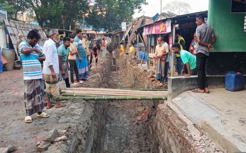 কার্পাসডাঙ্গায় মাছের আড়ৎ সাময়িক স্থানান্তর