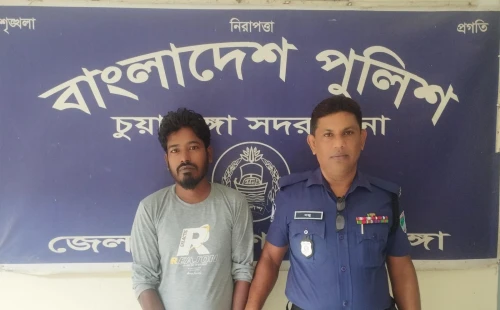 চুয়াডাঙ্গায় বিস্ফোরক মামলার পলাতক আসামি গ্রেপ্তার