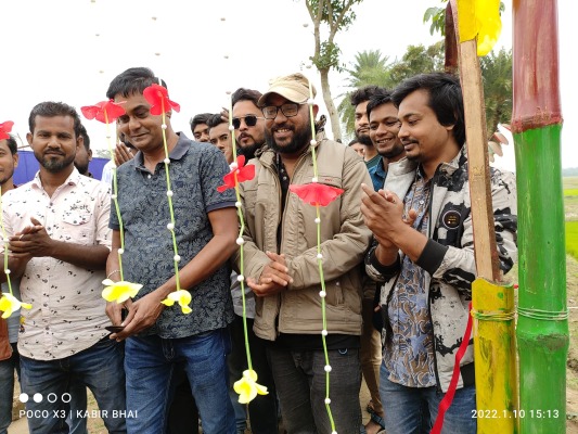 বেগমপুরের ঝাজরীতে মৎস্য খামার উদ্বোধন করলেন নঈম জোয়ার্দ্দার