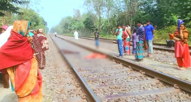 চুয়াডাঙ্গায় ট্রেনে কাটা পড়ে কয়েক খণ্ড নারীর লাশ