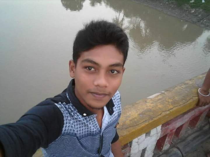 সাংবাদিকের ওপর হামলাকারী স্বাস্থ্যকর্মী এখনো আটক হয়নি!