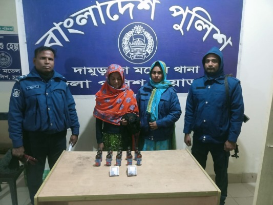 দামুড়হুদায় ফেন্সিডিলসহ নারী মাদক ব্যবসায়ী আটক